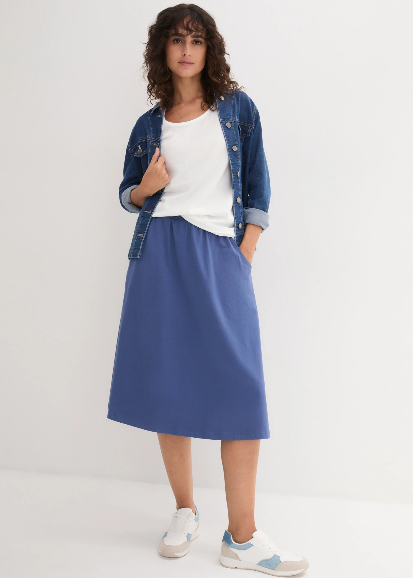 Długi top (5 sztuk) • 3 x czarny, 2 x biały • sklep bonprix