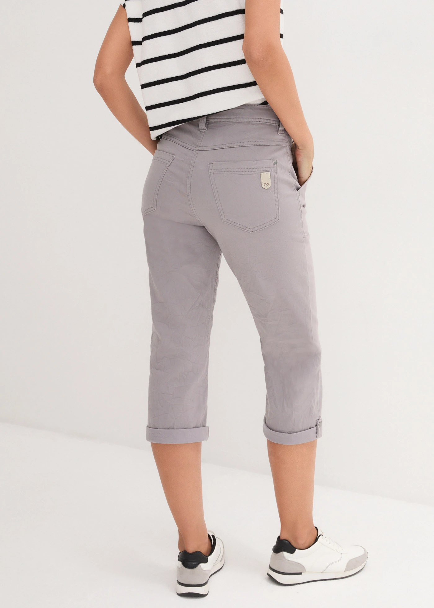 Strečové kalhoty s Crash efektem, 3/4 délka • šedá • bonprix obchod