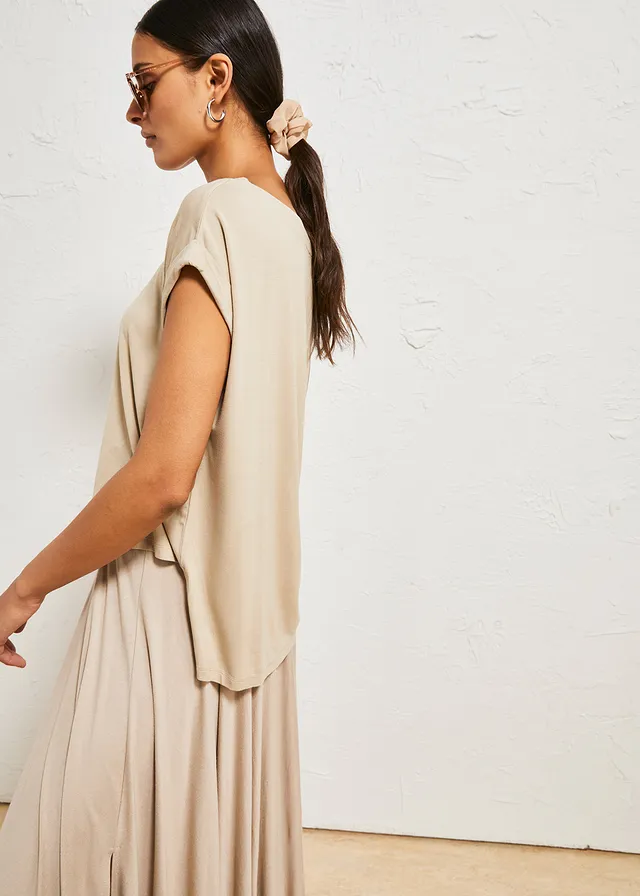 Oversized shirt van vloeiende viscose • sand • product-page.page-title-suffix