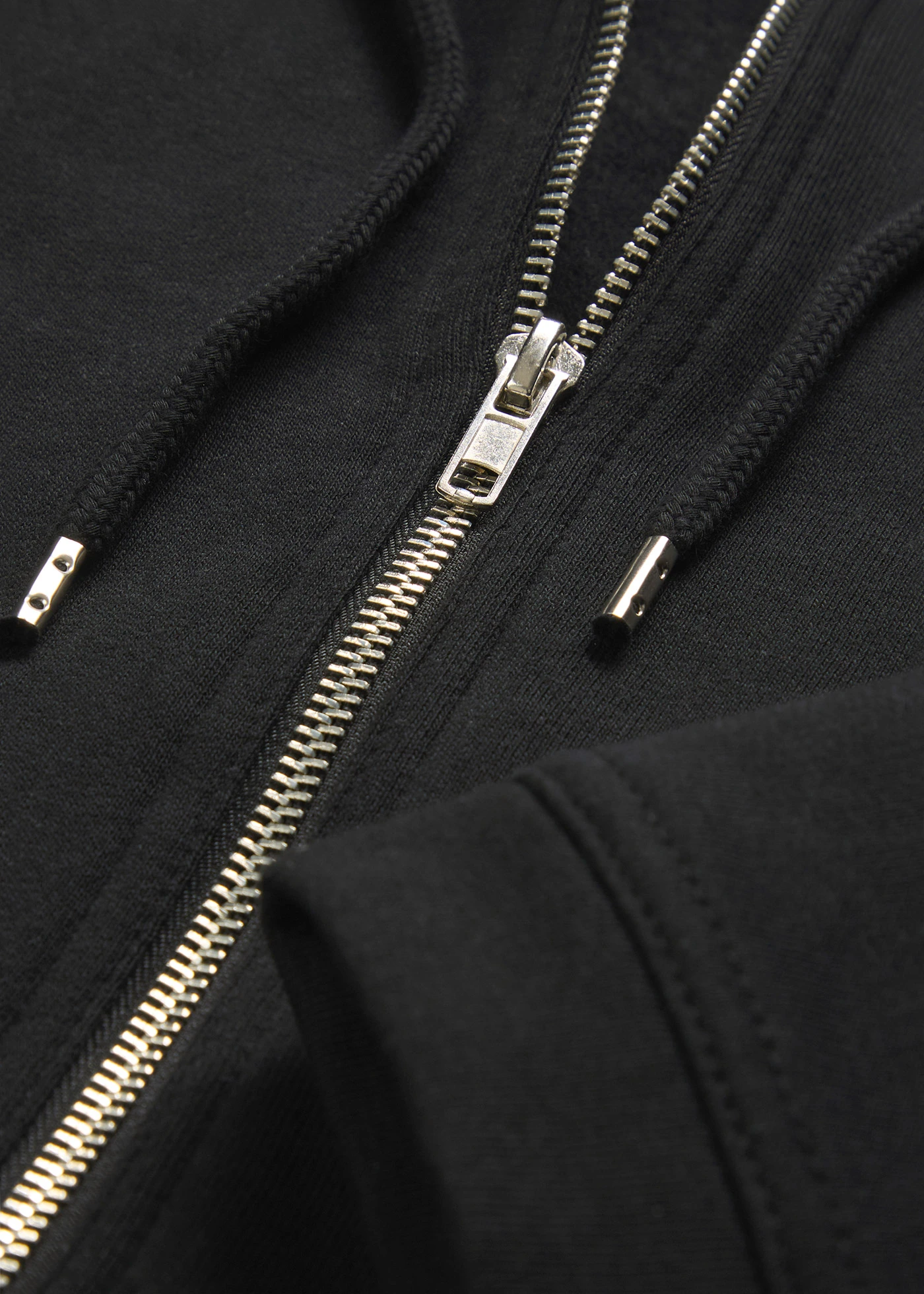 Dlouhá mikina s kapsami na zip • černá • bonprix obchod