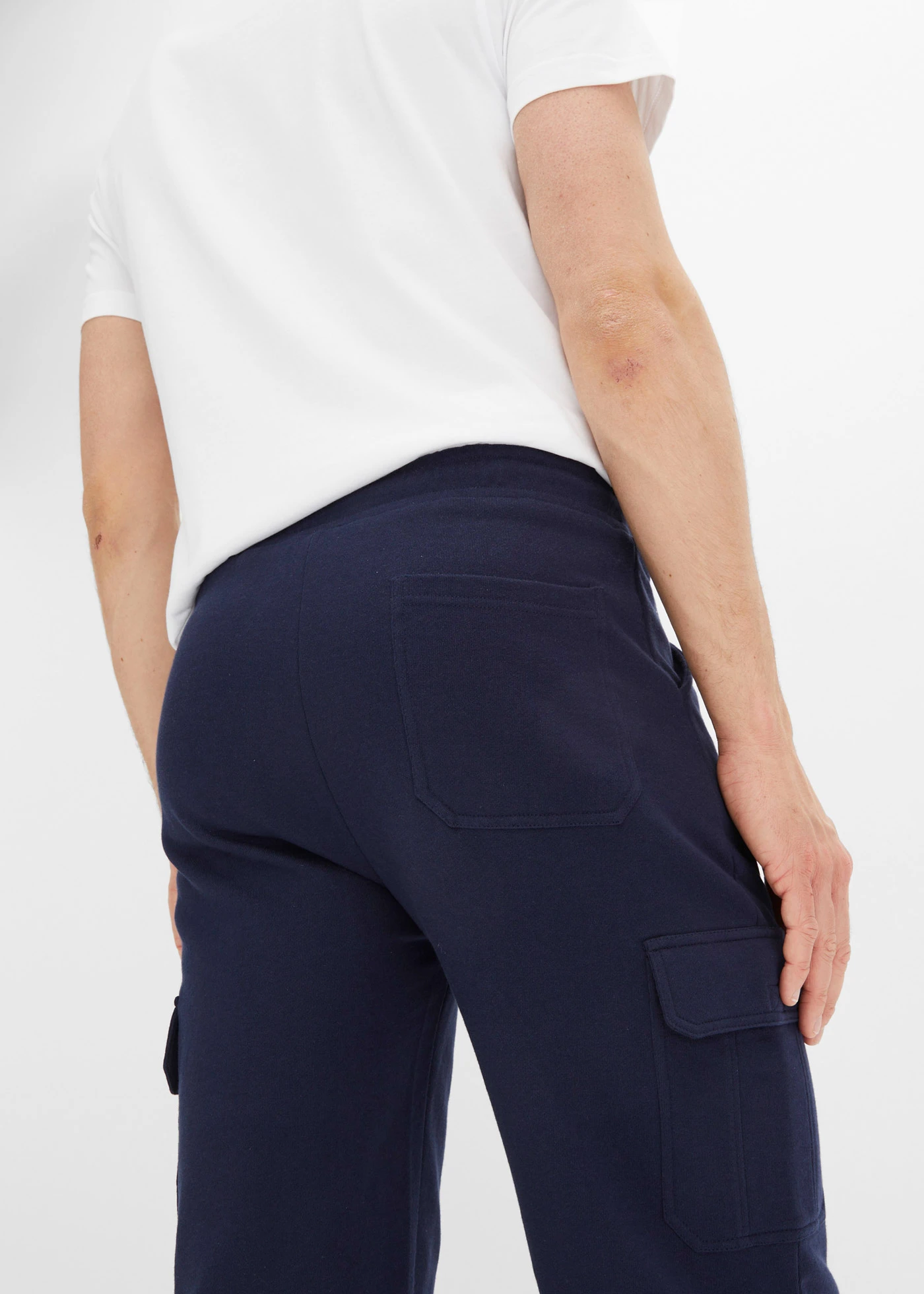 Bermuda cargo long en sweat 100% coton, regular • bleu foncé • Boutique bonprix