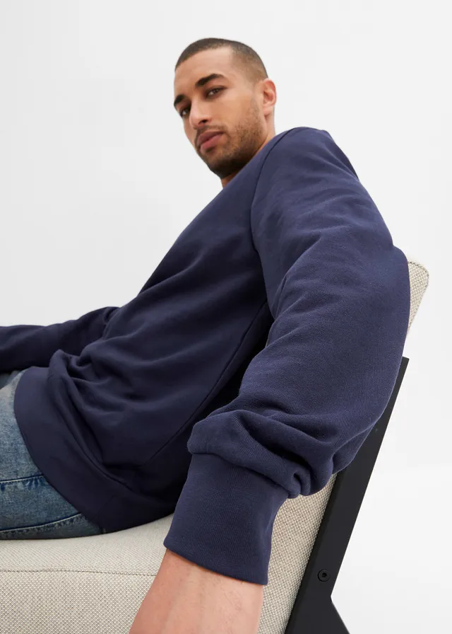 Mikina se střihem Regular Fit • tmavě modrá • bonprix obchod