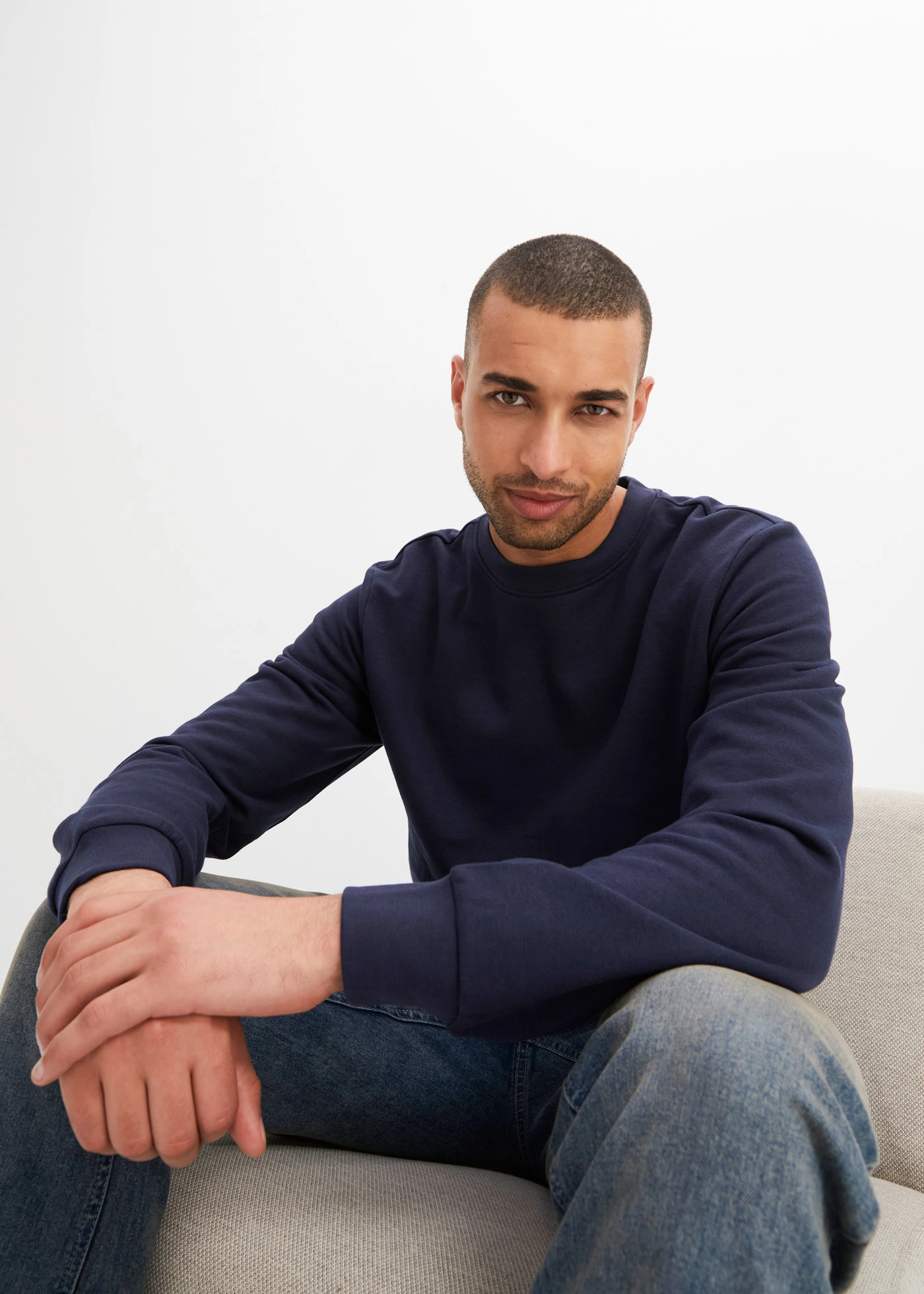 Sweat regular • bleu foncé • Boutique bonprix