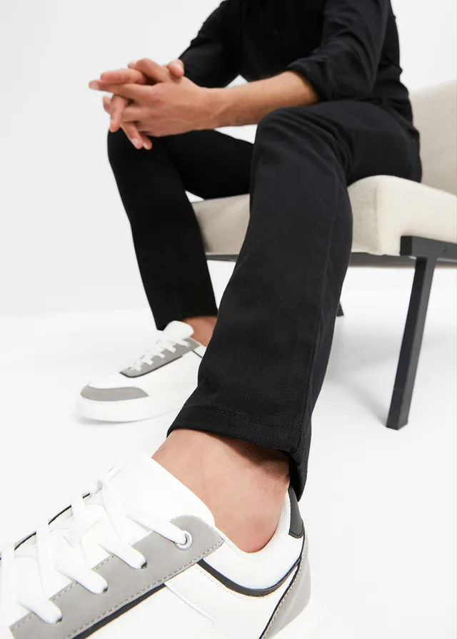 Jean slim, droit • noir • product-page.page-title-suffix