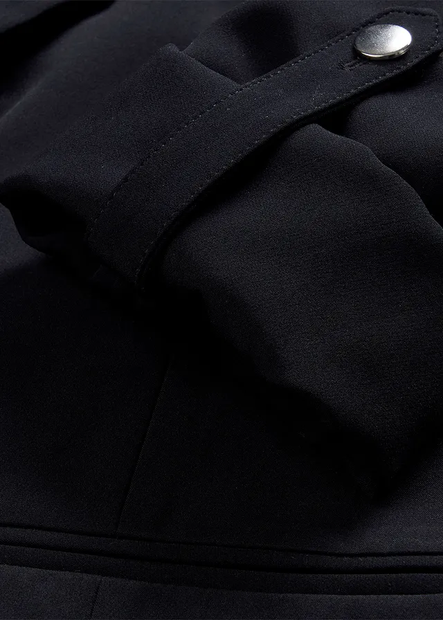 Oversized blazer • zwart • product-page.page-title-suffix
