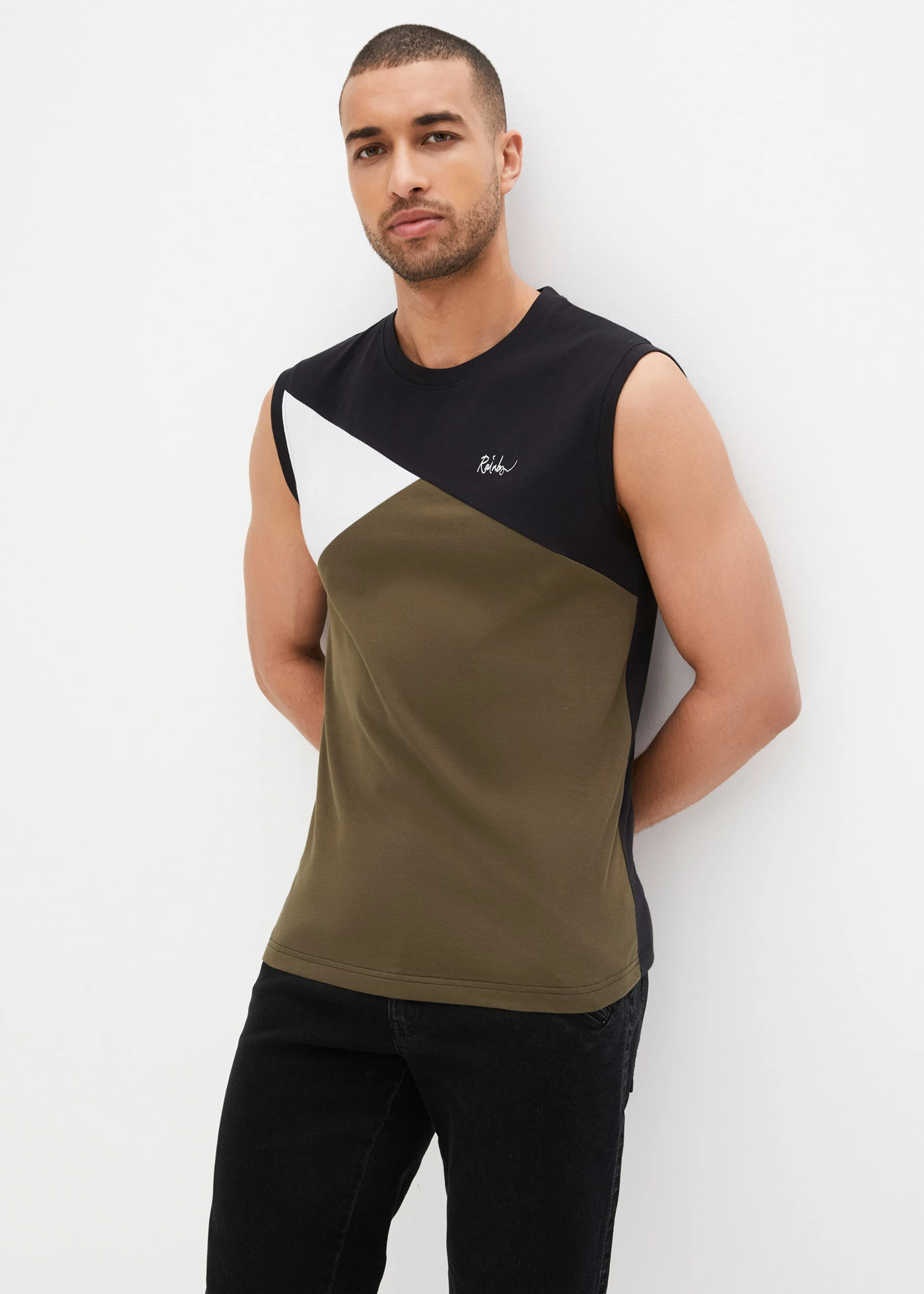Muscle shirt van biologisch katoen • zwart-donkerolijfgroen-wit • bonprix online shop