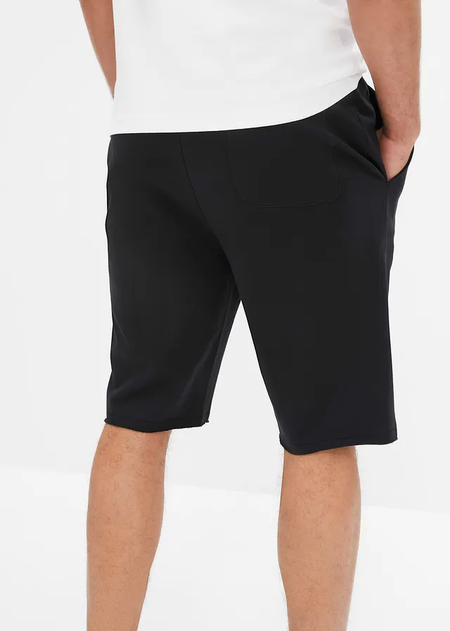 Sweat bermuda met onafgewerkte randen van biologisch katoen, loose fit • zwart • product-page.page-title-suffix