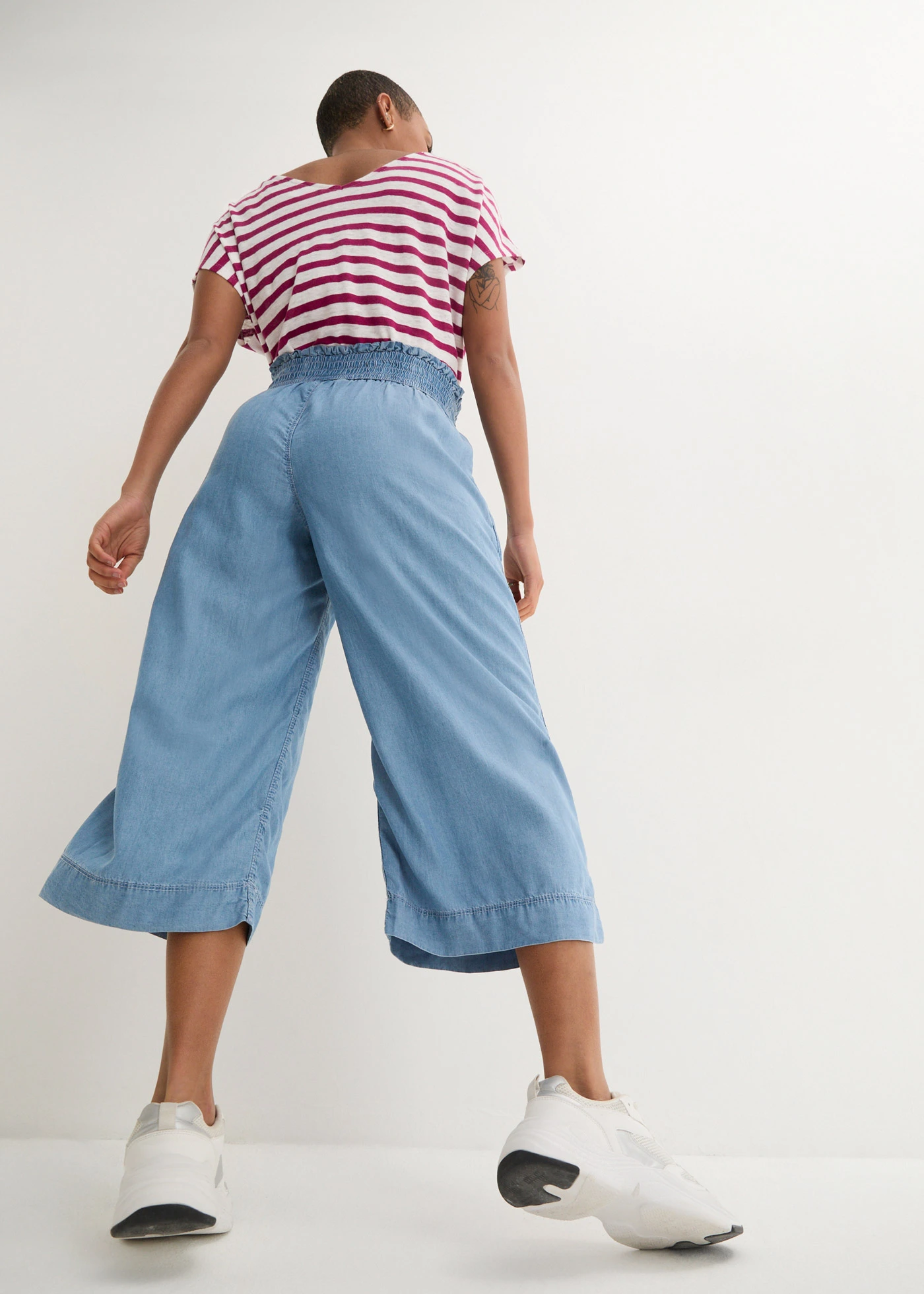 Lichte, zomerse culotte met brede comfortband • lichtblauw denim • bonprix online shop