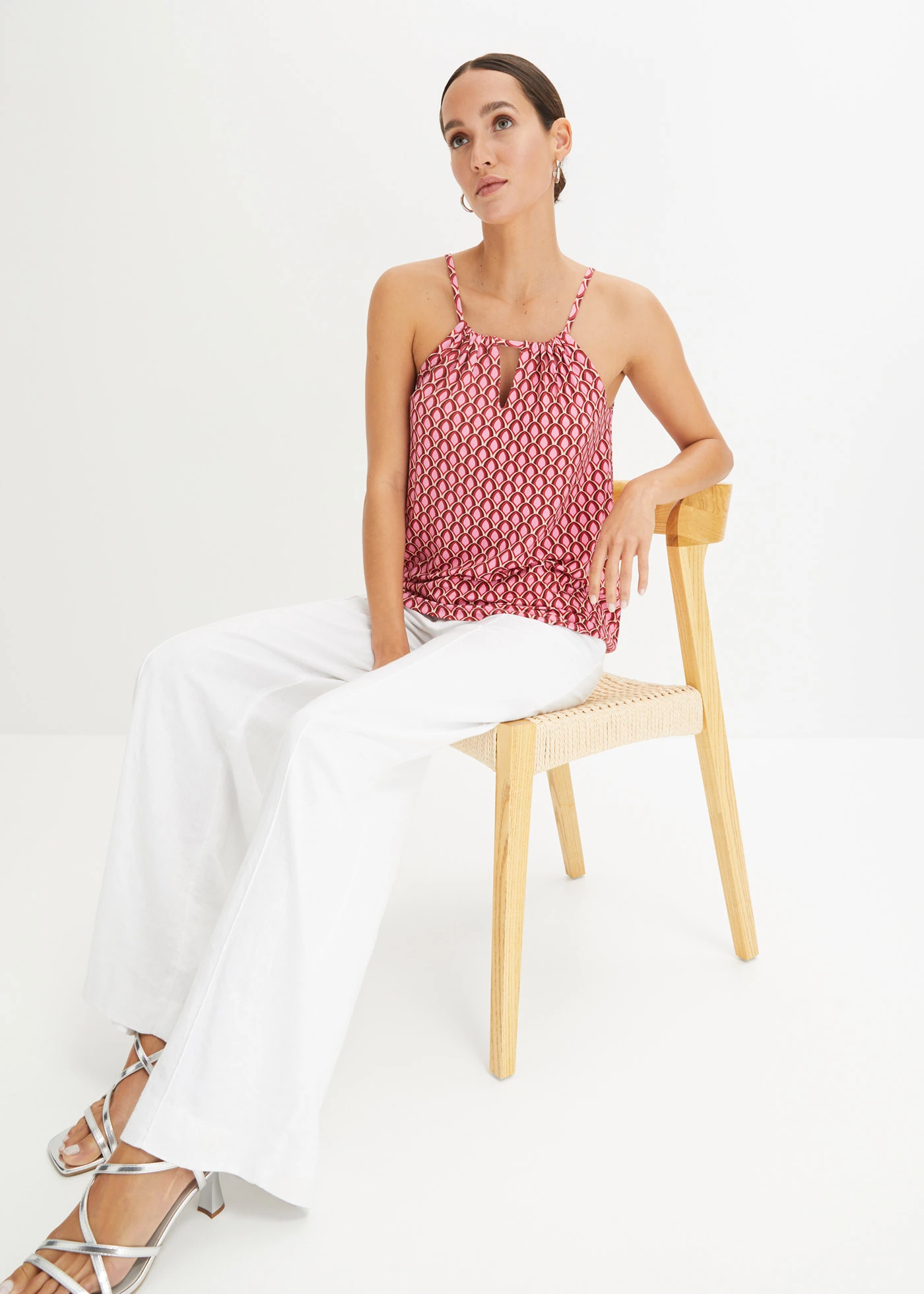 Top met spaghettibandjes van een zachte viscosemix • oranje-crème • bonprix online shop