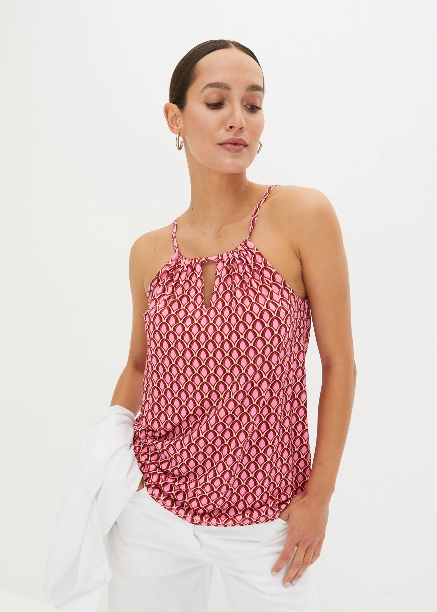 Top met spaghettibandjes van een zachte viscosemix • oranje-crème • bonprix online shop