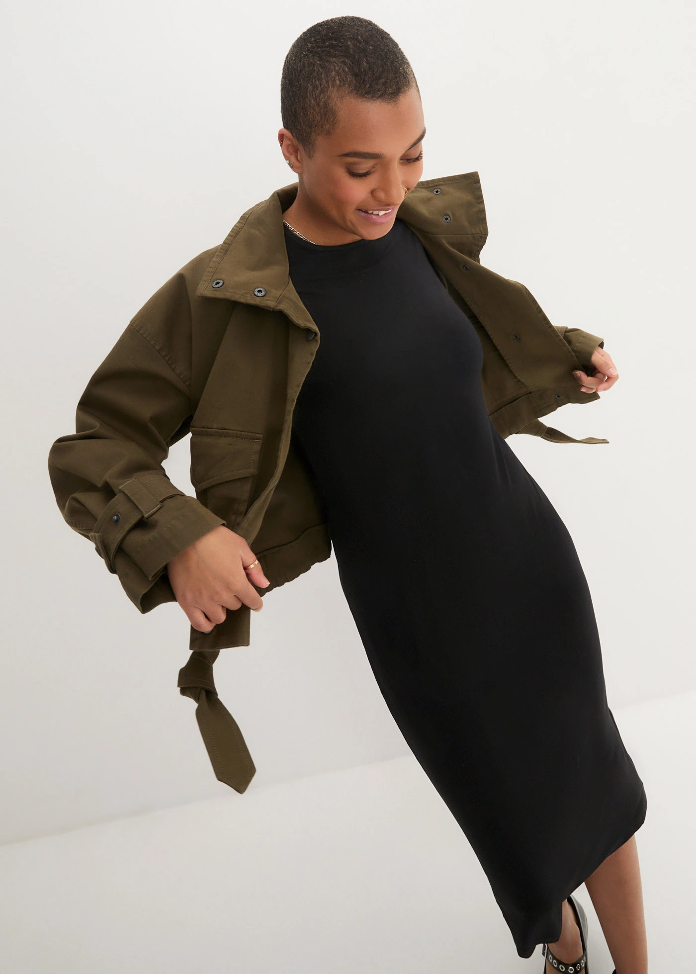 Shirtjurk in een fijne viscosemix • zwart • bonprix online shop