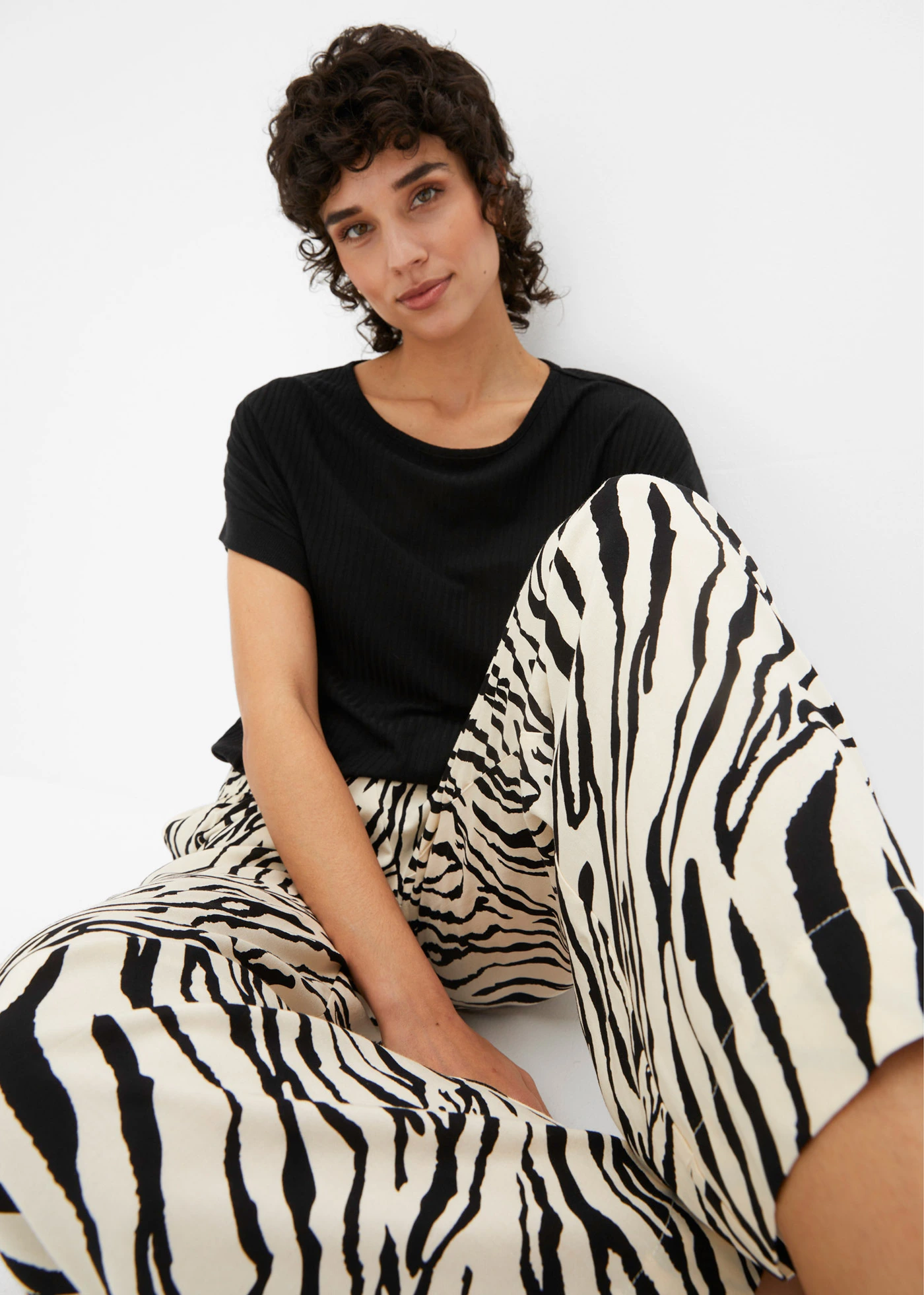 Pantalon taille élastique • naturel/noir zèbre • Boutique bonprix