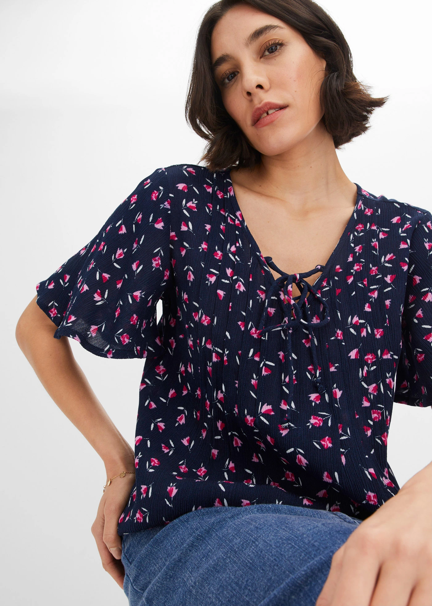 Tuniek van 100% viscose • donkerblauw gebloemd • bonprix online shop