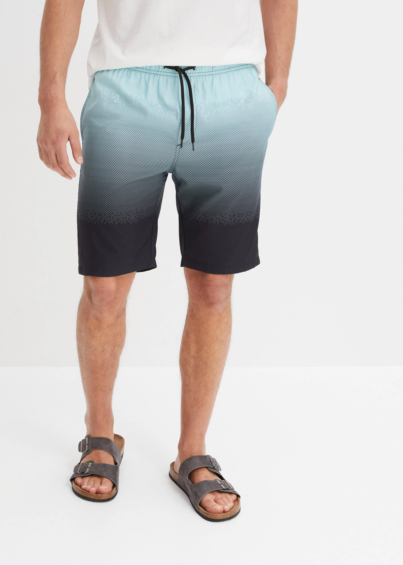 Strandbermuda met kleurverloop, regular fit • aquapastel-zwart • bonprix online shop