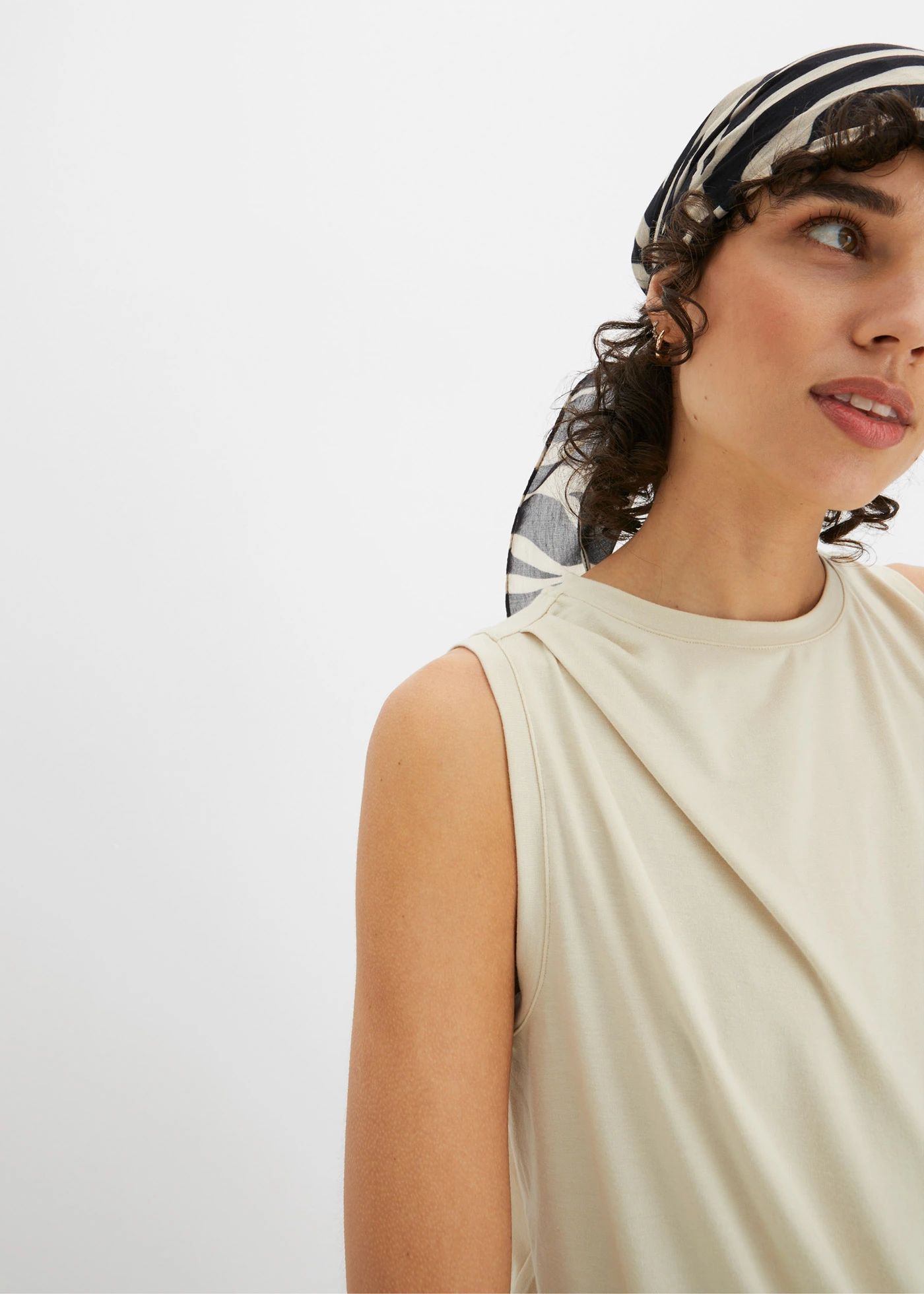 Shirt met drapering • ecru • bonprix online shop