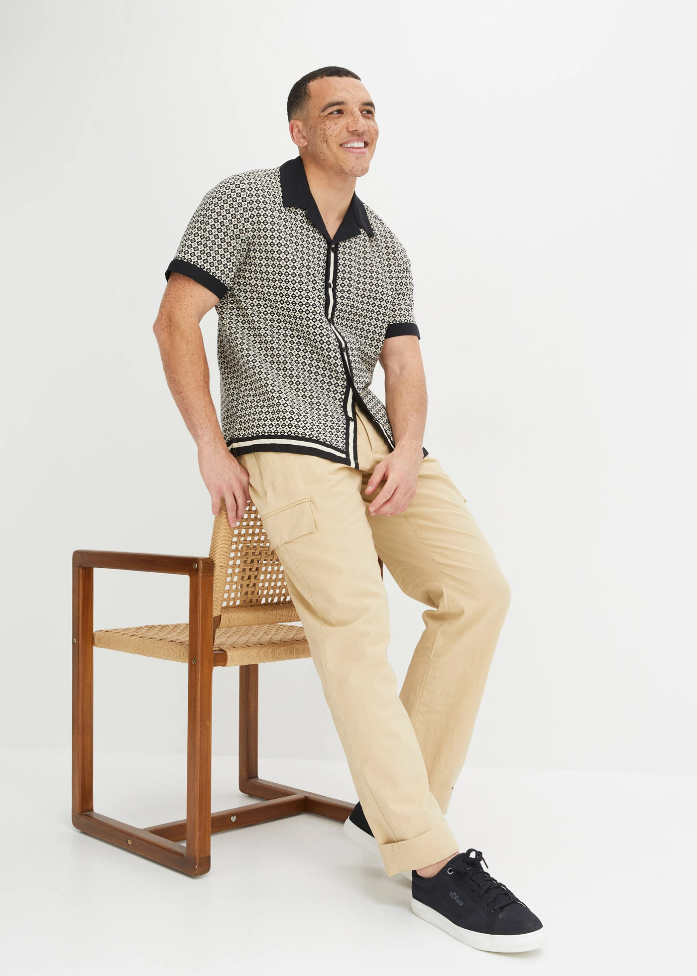 Košile s krátkým rukávem a se lnem • šedobéžová/černá • bonprix obchod