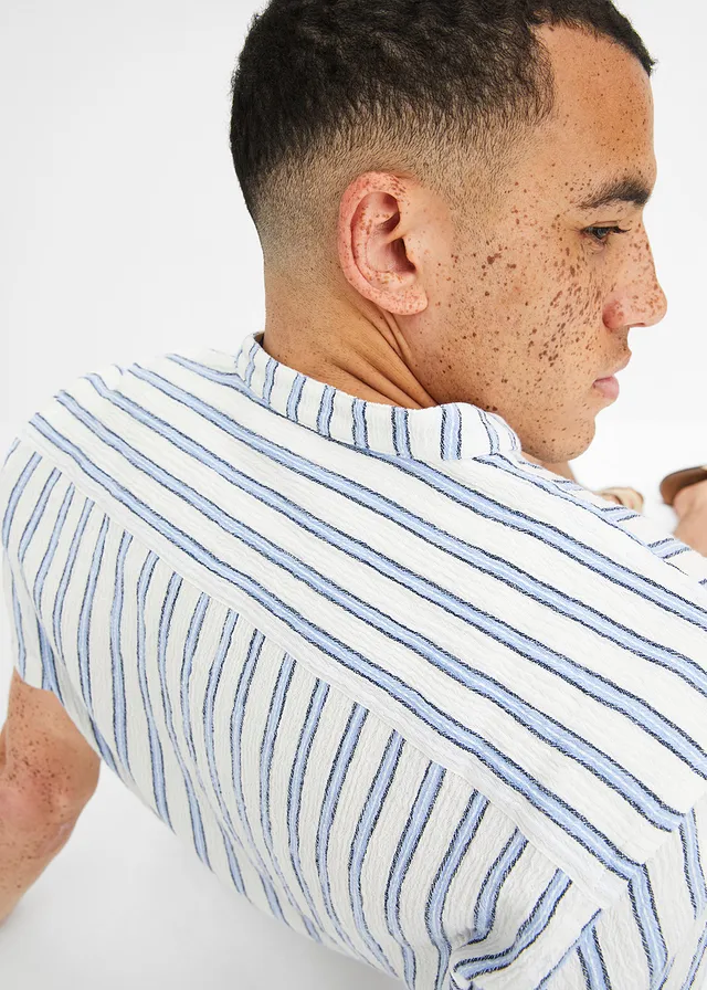 Chemise manches courtes, aspect froissé • bleu rayé • product-page.page-title-suffix