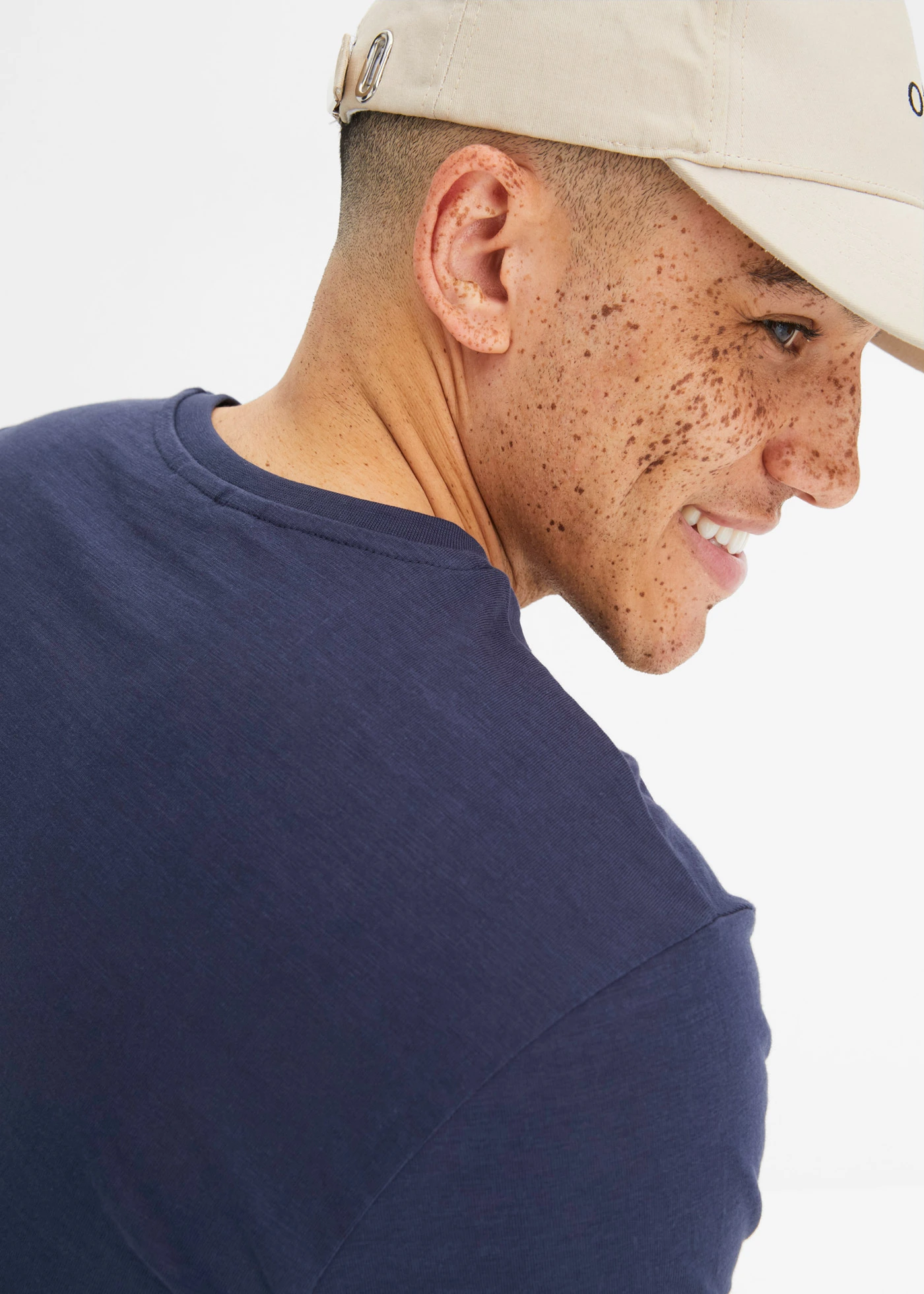 Tričko s výstřihem do V, z čisté bavlny • tmavě modrá + béžová • bonprix obchod