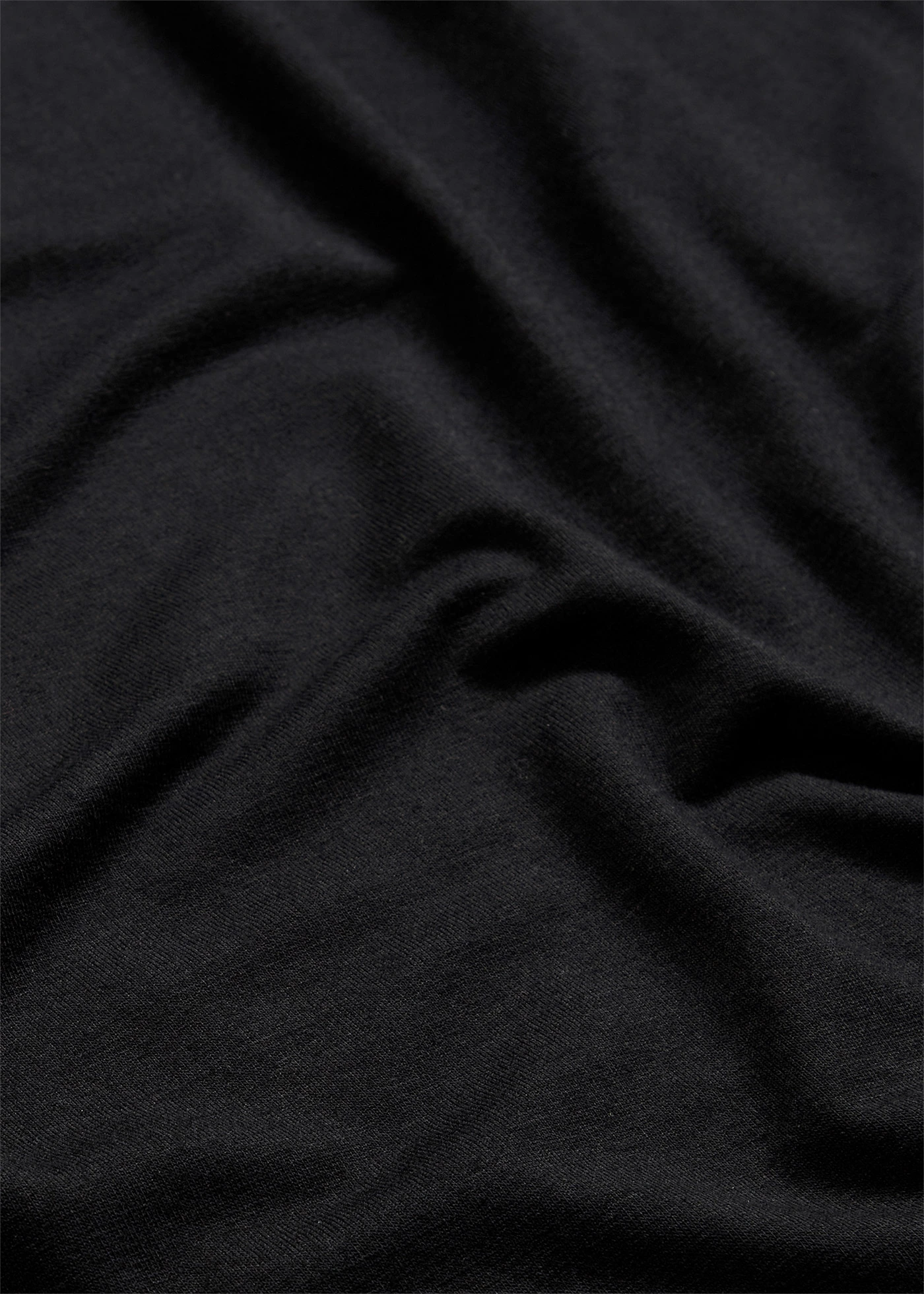 Rochie din tricot din viscoză fină • negru • magazin bonprix