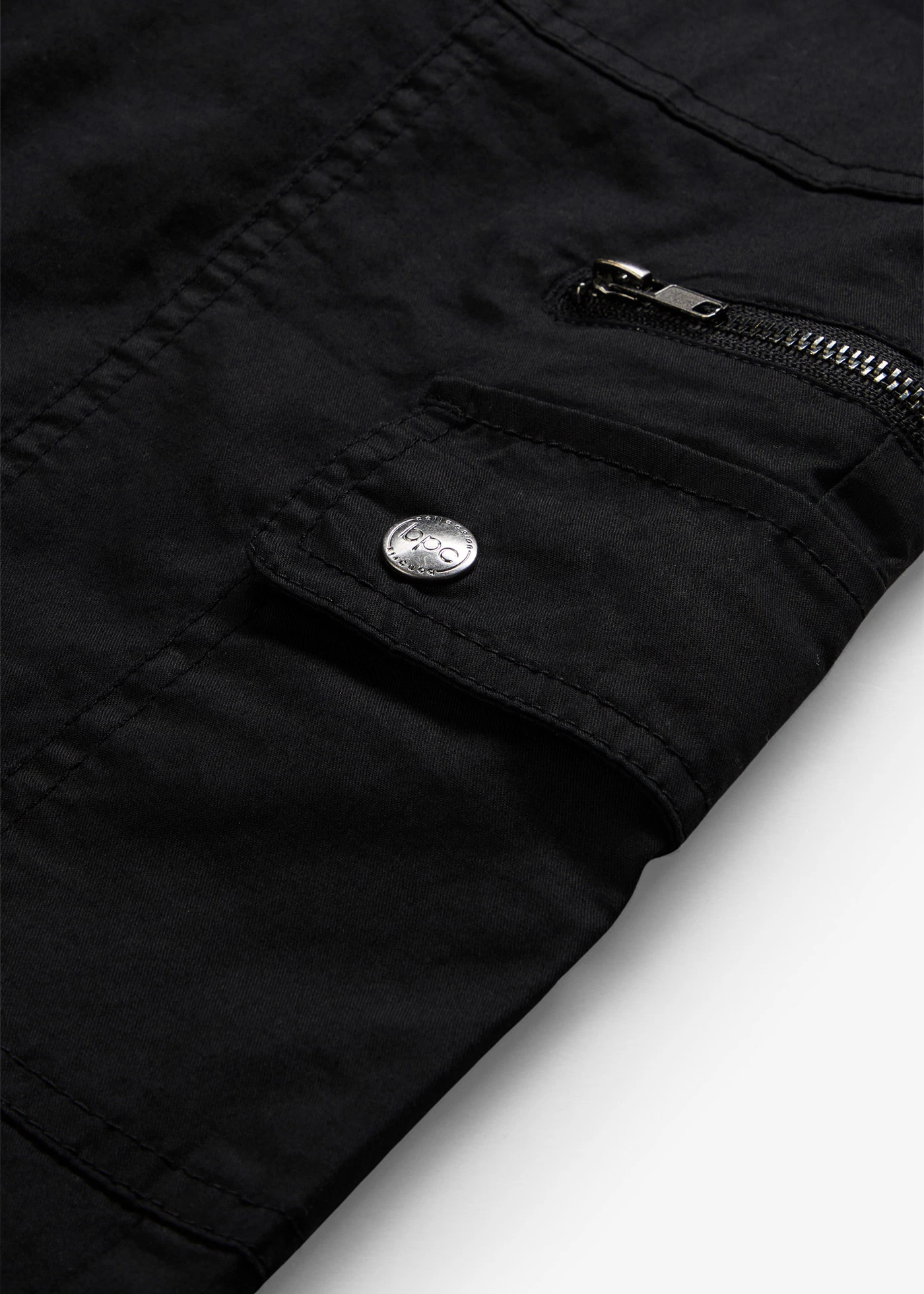 Mid waist cargo jeans in een katoenmix • zwart • bonprix online shop