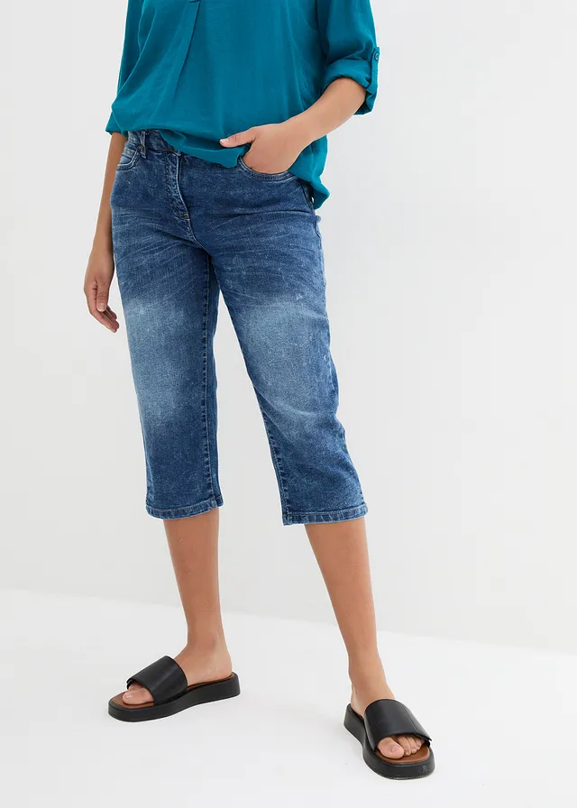 Jean droit, taille mi-haute, extensible