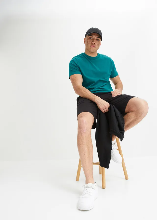 Bermudy dresowe • czarny • sklep bonprix