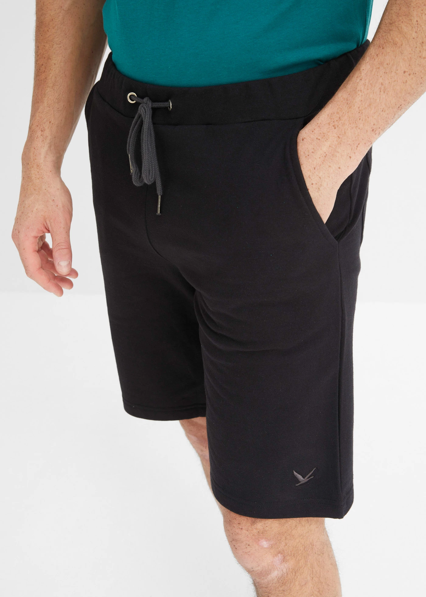 Sweat bermuda • zwart • bonprix online shop