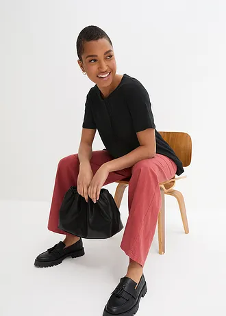 T-shirt o trapezowym kroju, krótki rękaw • czarny • sklep bonprix