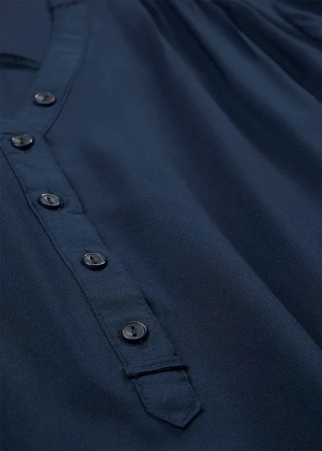 Blouse douce en viscose • bleu foncé • product-page.page-title-suffix