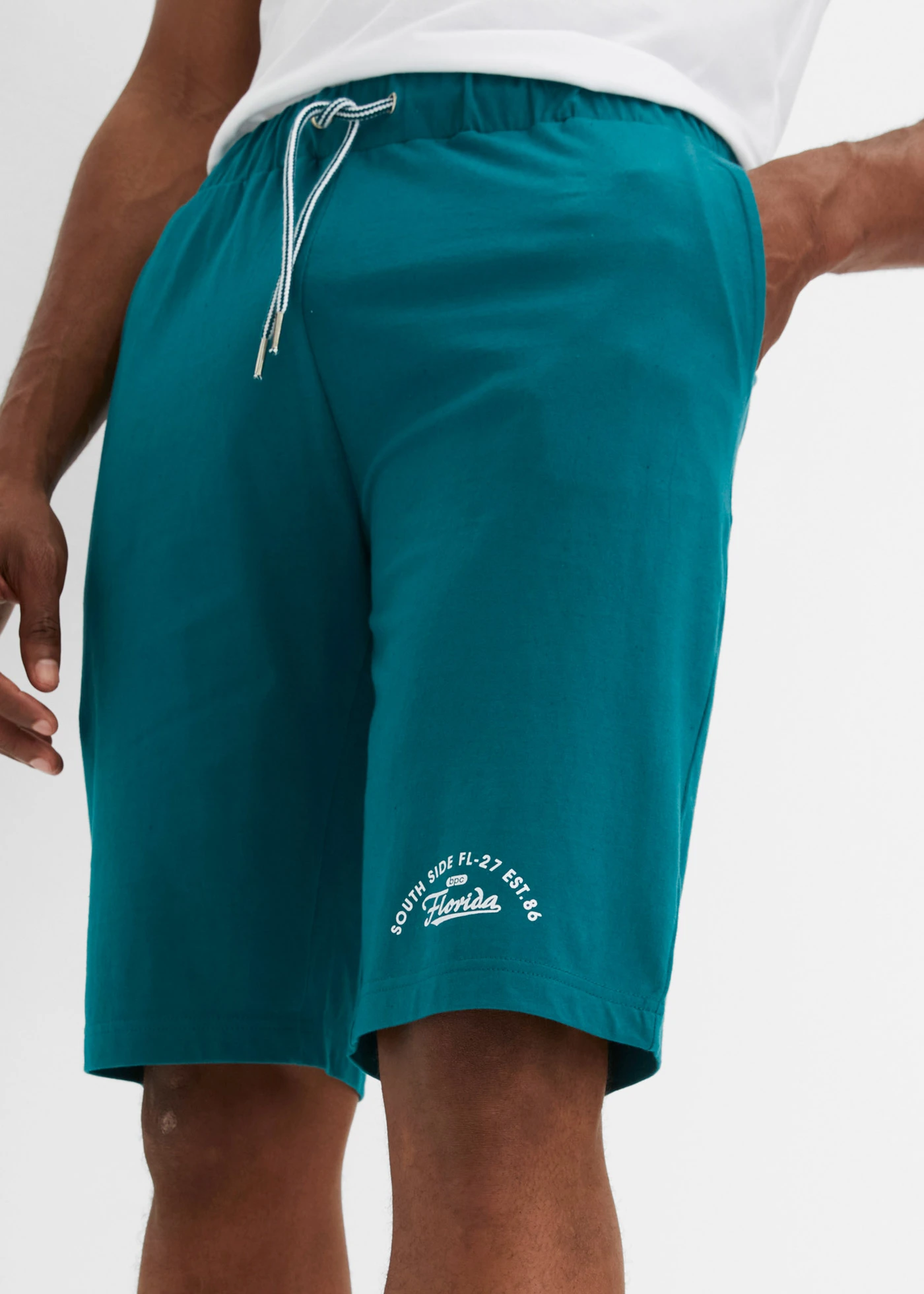 Bermude de jerse din bumbac organic 100% • petrol, cu imprimeu • magazin bonprix