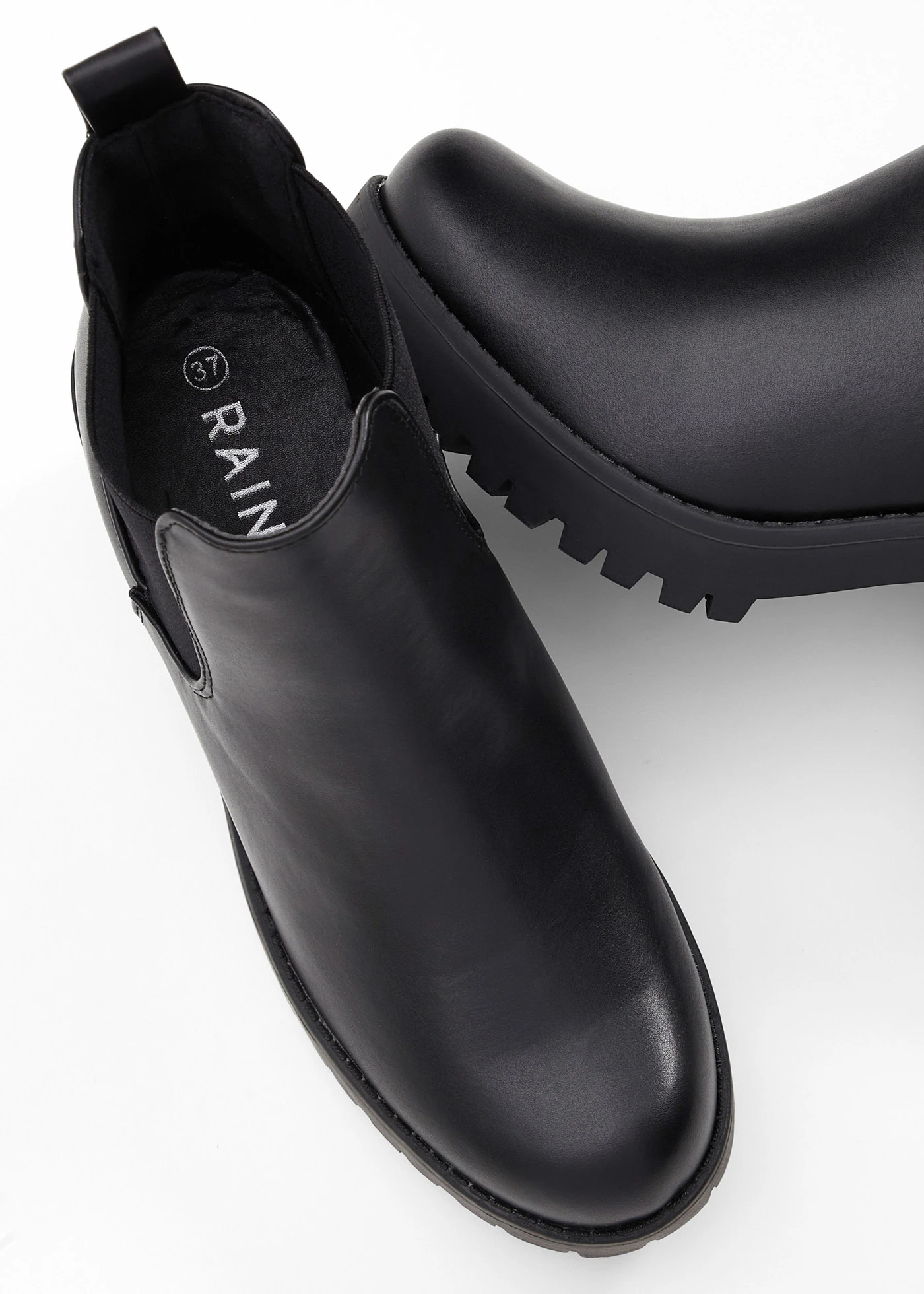 Bottines Chelsea à talon carré • noir • Boutique bonprix