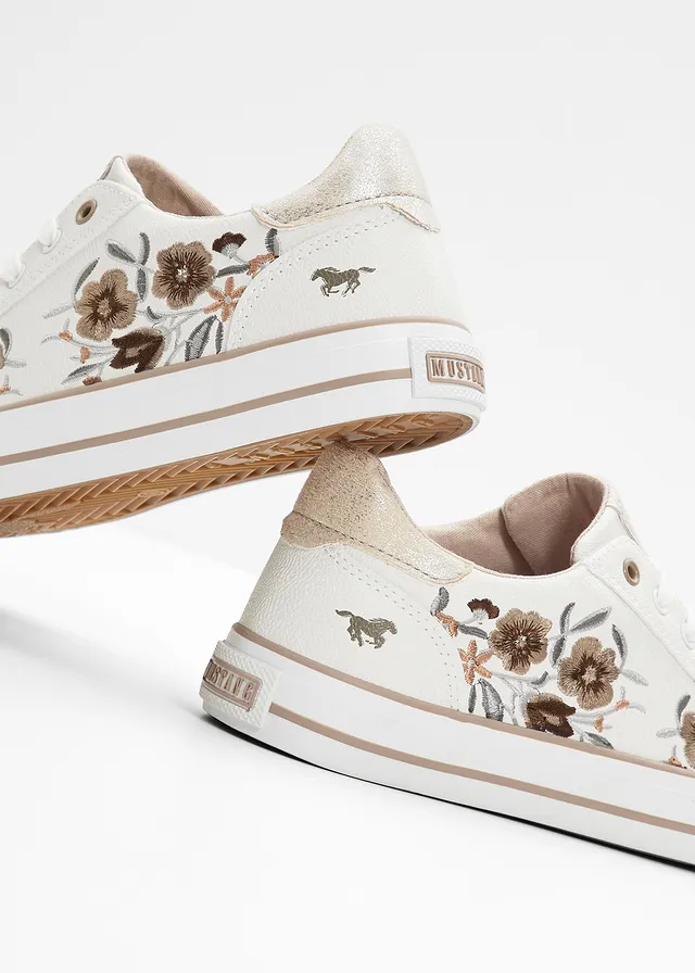 Sneakers Mustang à broderies • blanc • product-page.page-title-suffix