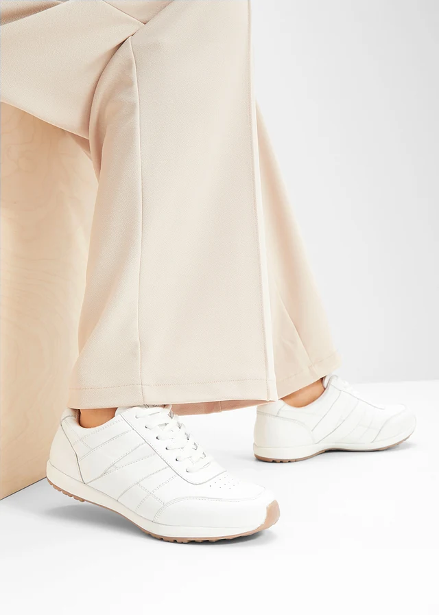 Sneakers en cuir • blanc • product-page.page-title-suffix