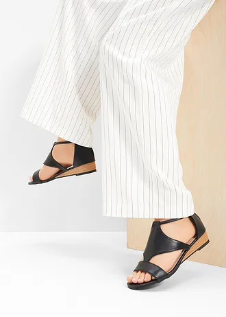 Sandály na klínku • černá • bonprix obchod