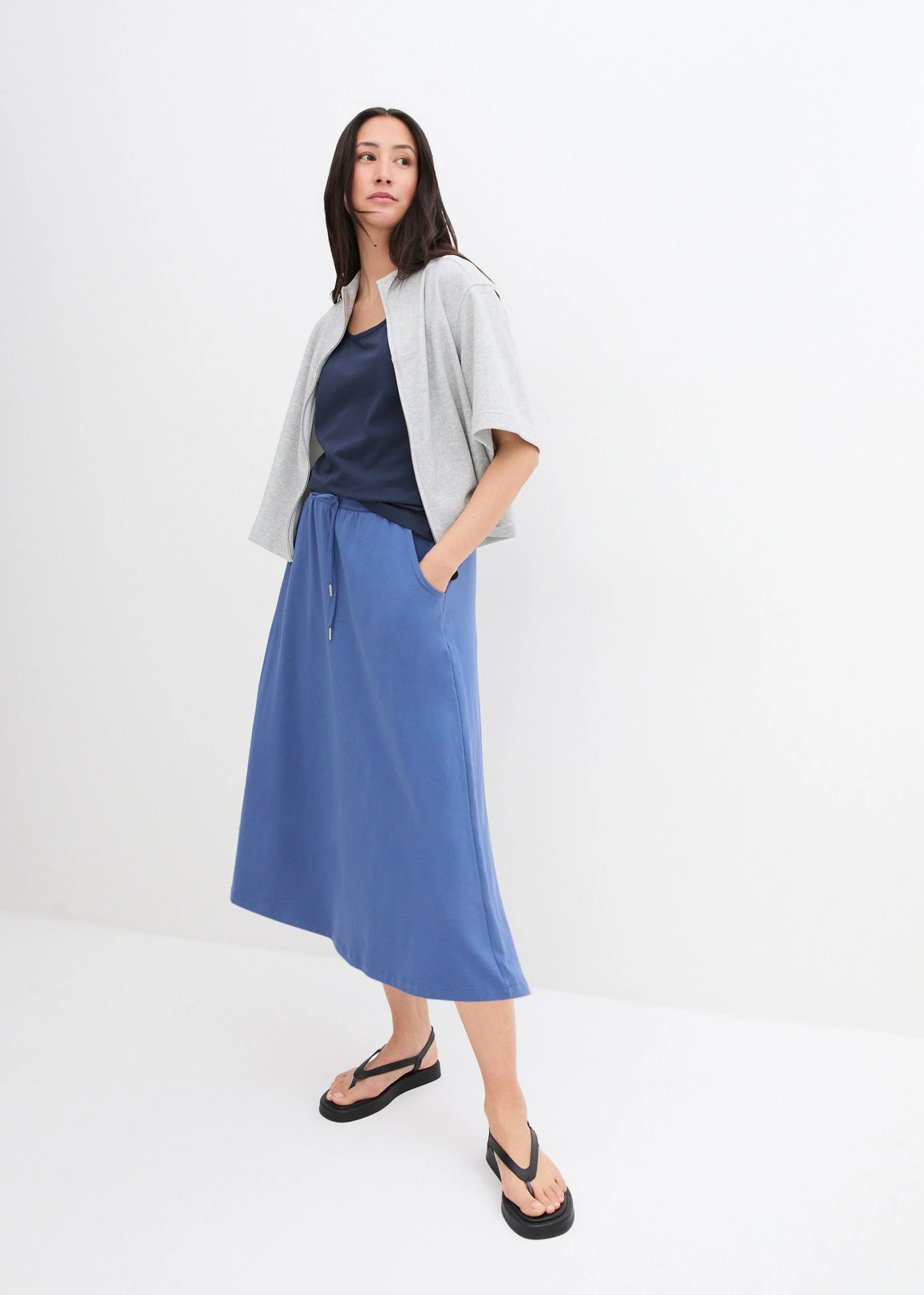 Jersey rok in een katoenmix • lichtindigo • bonprix online shop