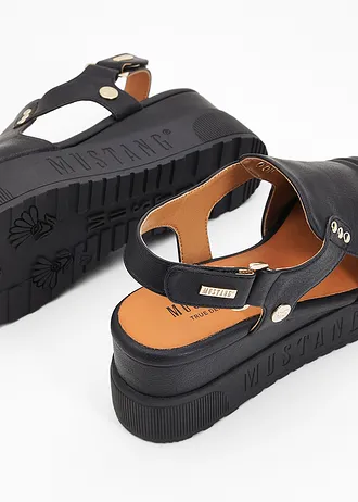 Sandales à plateforme Mustang • noir • Boutique bonprix