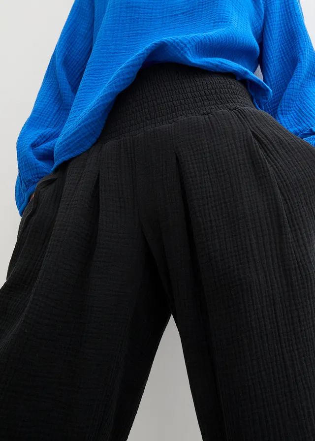 Capri broek van uachte mousseline • zwart • product-page.page-title-suffix