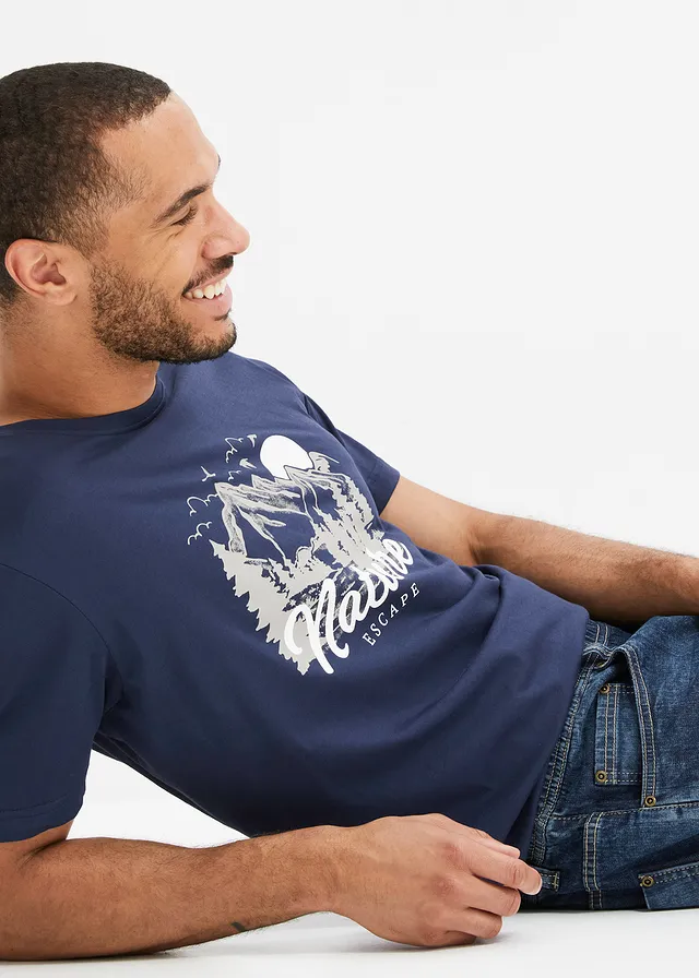 T-shirt van biologisch katoen • donkerblauw met print • product-page.page-title-suffix