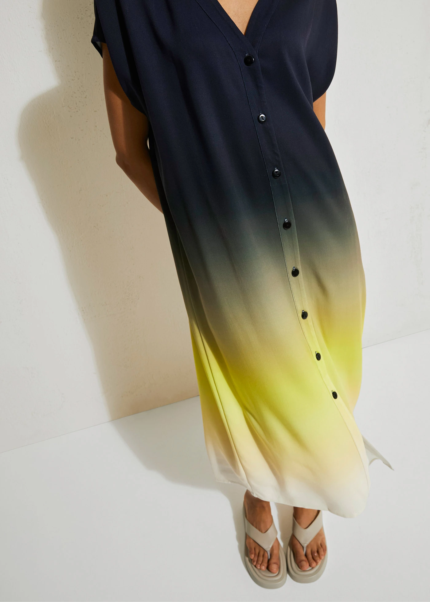 Robe caftan en viscose • noir/jaune citron/beige naturel • Boutique bonprix