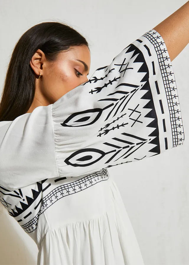 Midi jurk van soepele viscose • wit • product-page.page-title-suffix