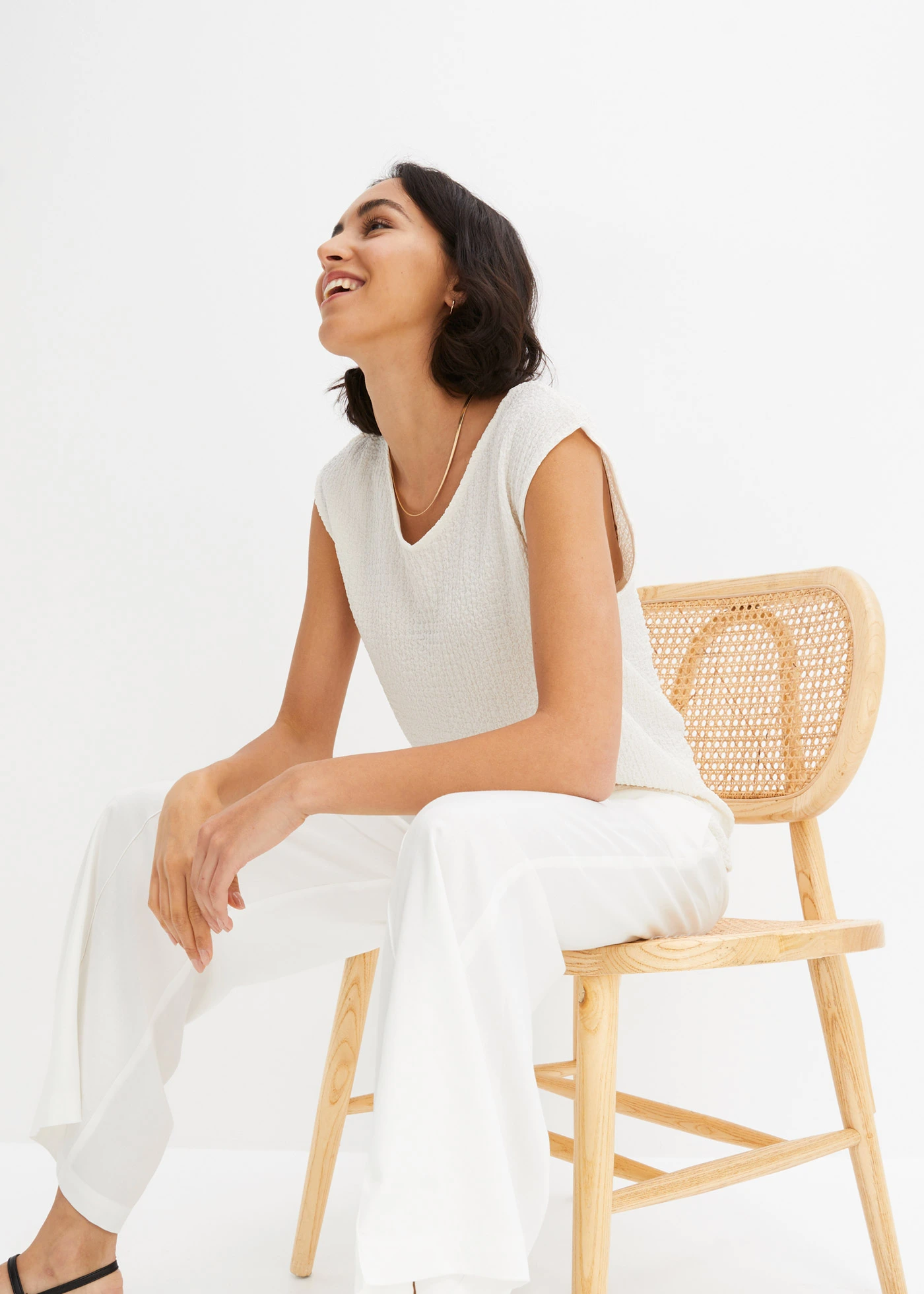 Top z lehkého krepu • přírodní bílá • bonprix obchod