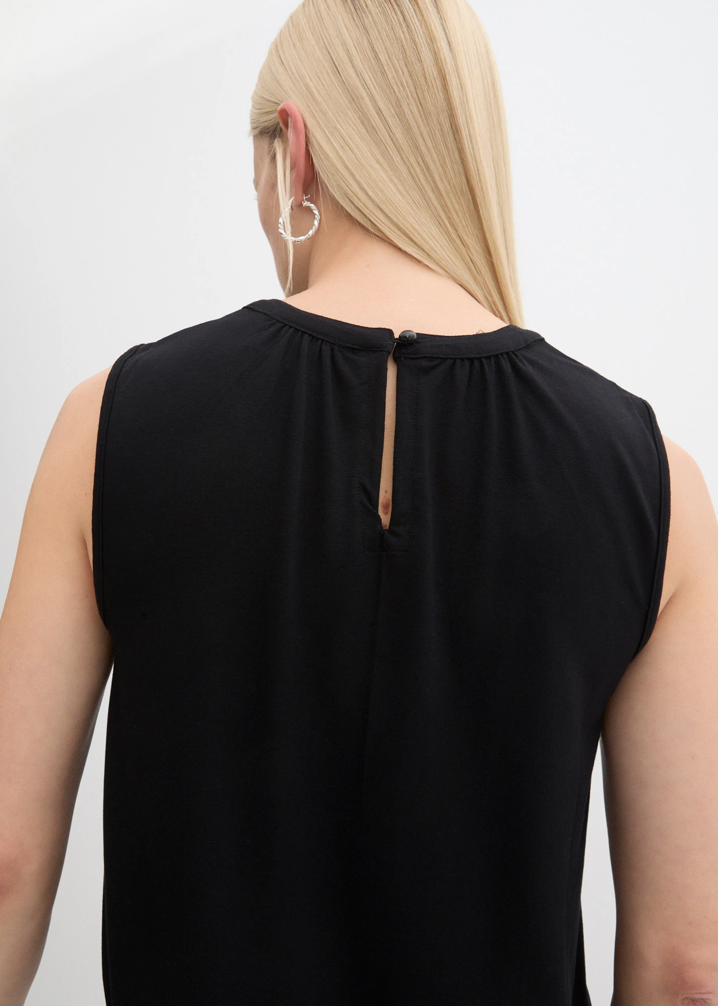 Blouse sans manches en jersey • noir • Boutique bonprix