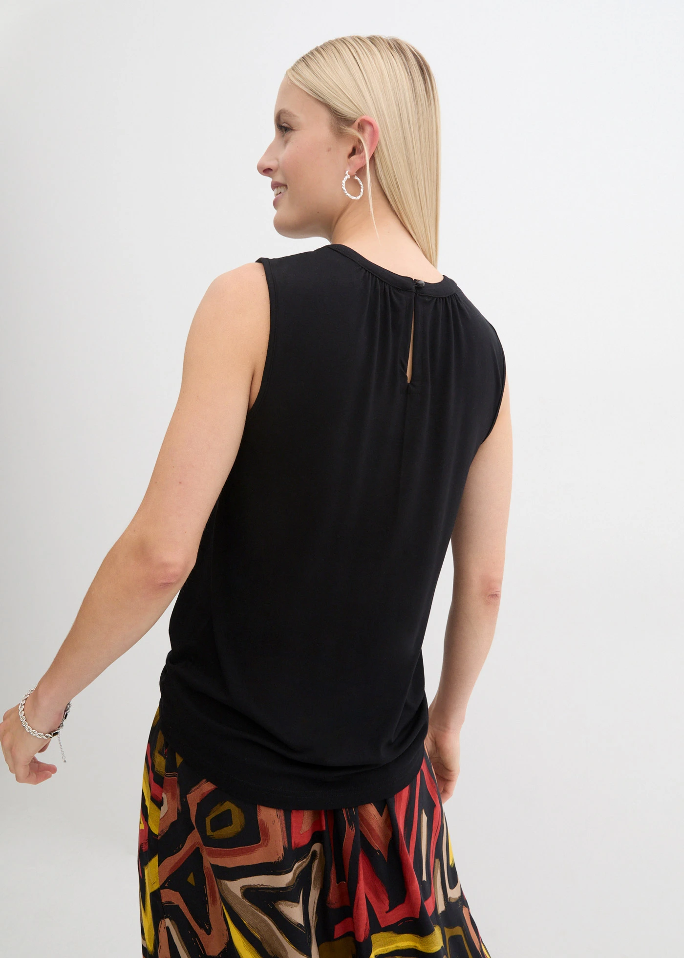 Blouse sans manches en jersey • noir • Boutique bonprix