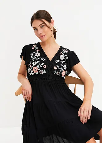 Robe à broderies • noir • Boutique bonprix
