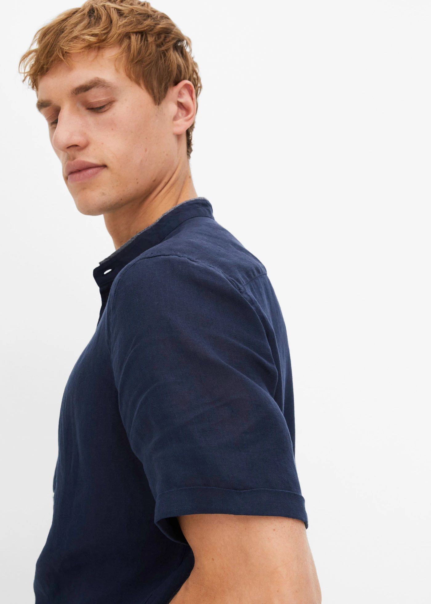 Chemise manches courtes légère • bleu foncé • Boutique bonprix