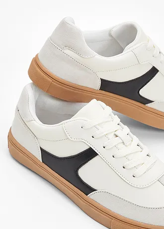 Sneakers in retrolook • wolwit-zwart • bonprix online shop