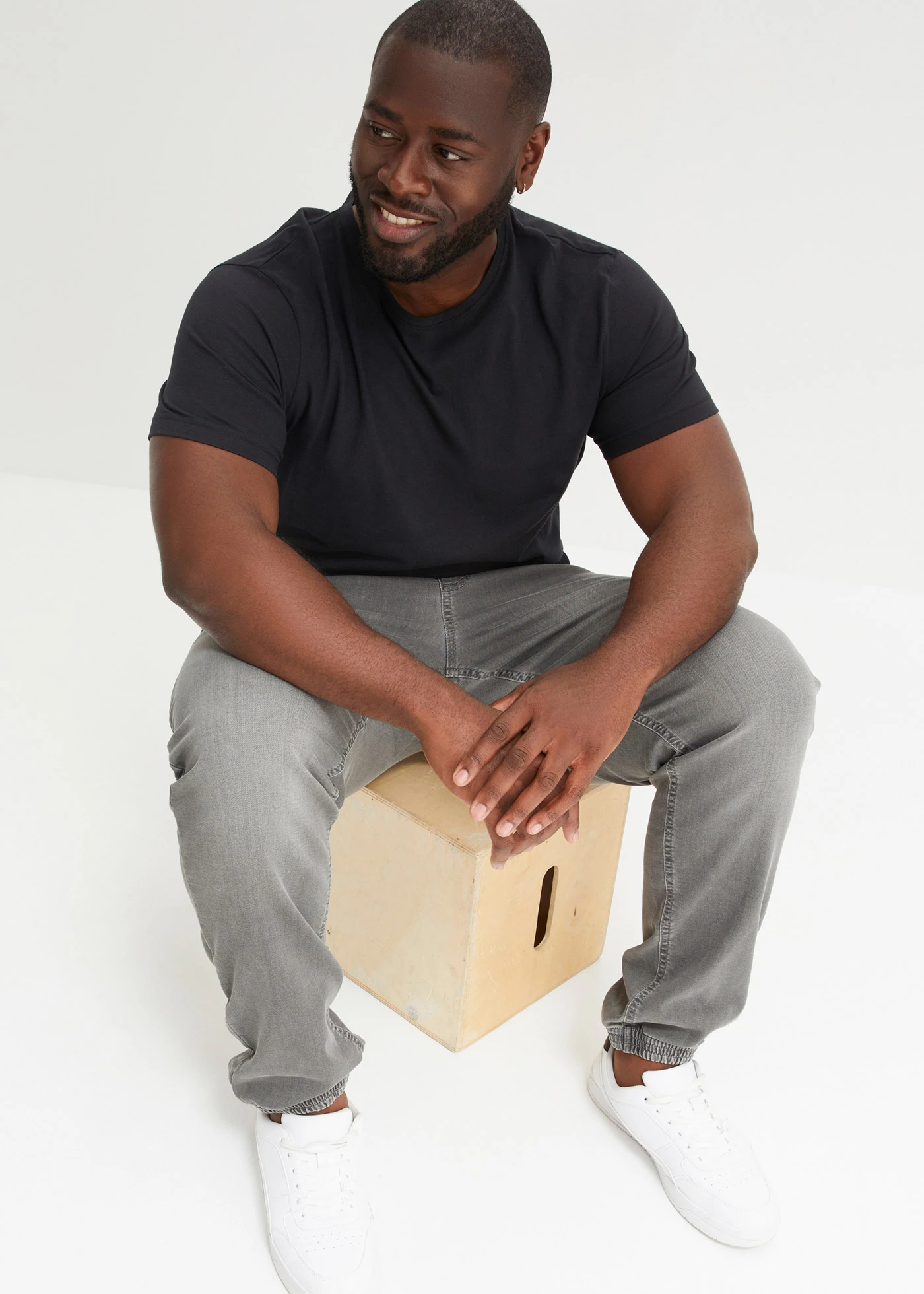 Regular fit stretch instapjeans, straight • grey denim plus size • bonprix online shop