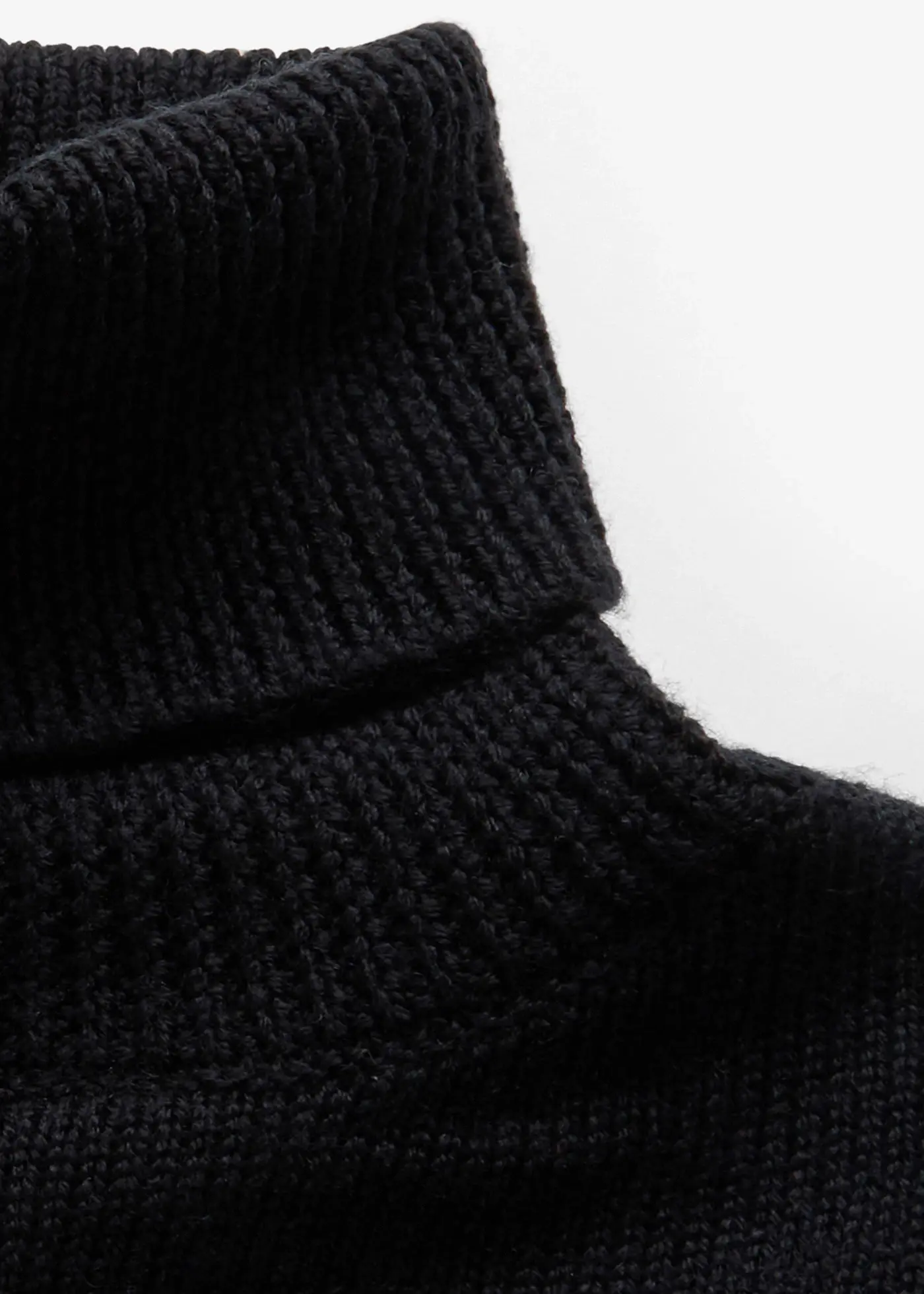 Robe en maille de laine mérinos • noir • Boutique bonprix