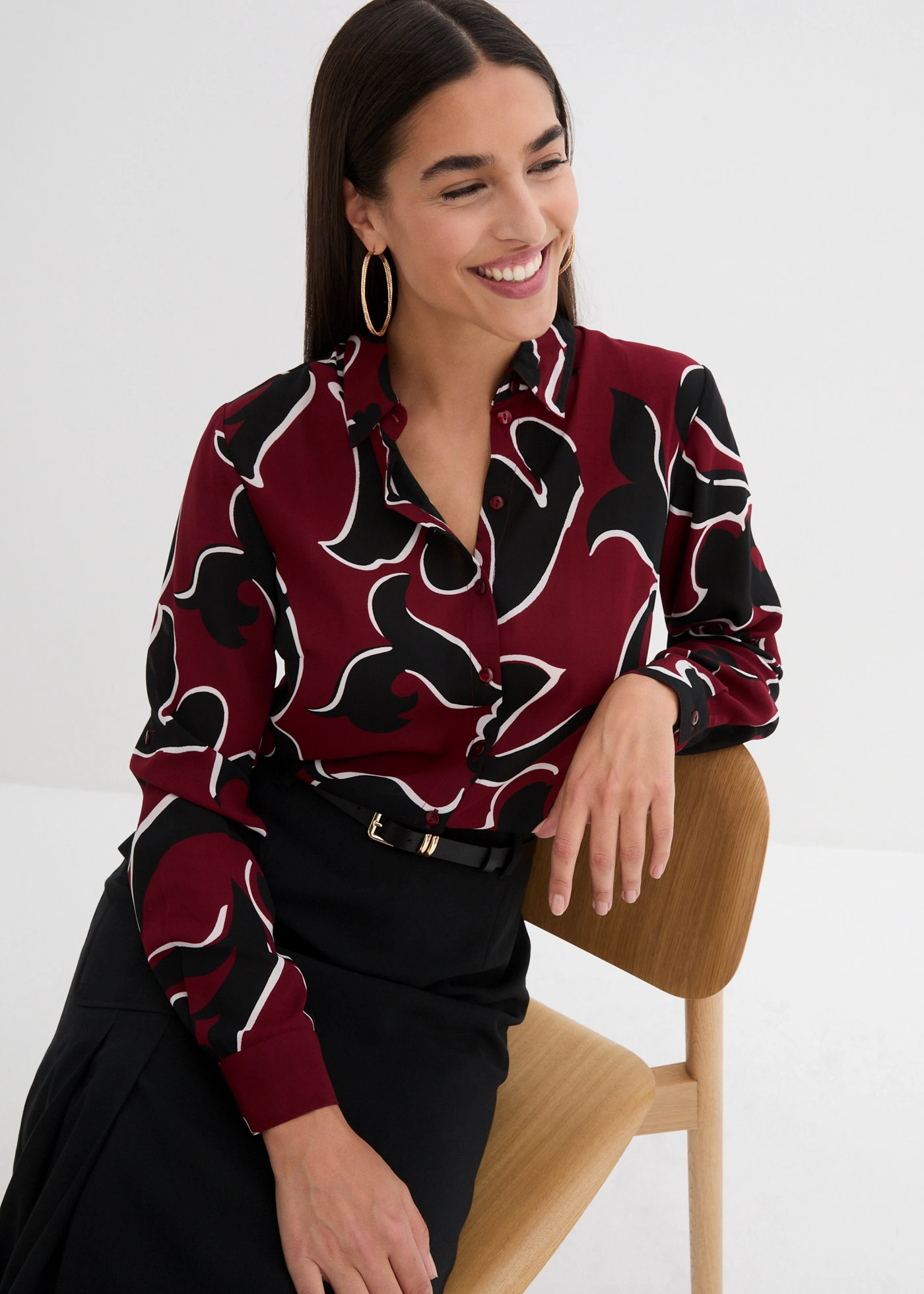 Halenka s potiskem • kaštanově červeno-černá s potiskem • bonprix obchod