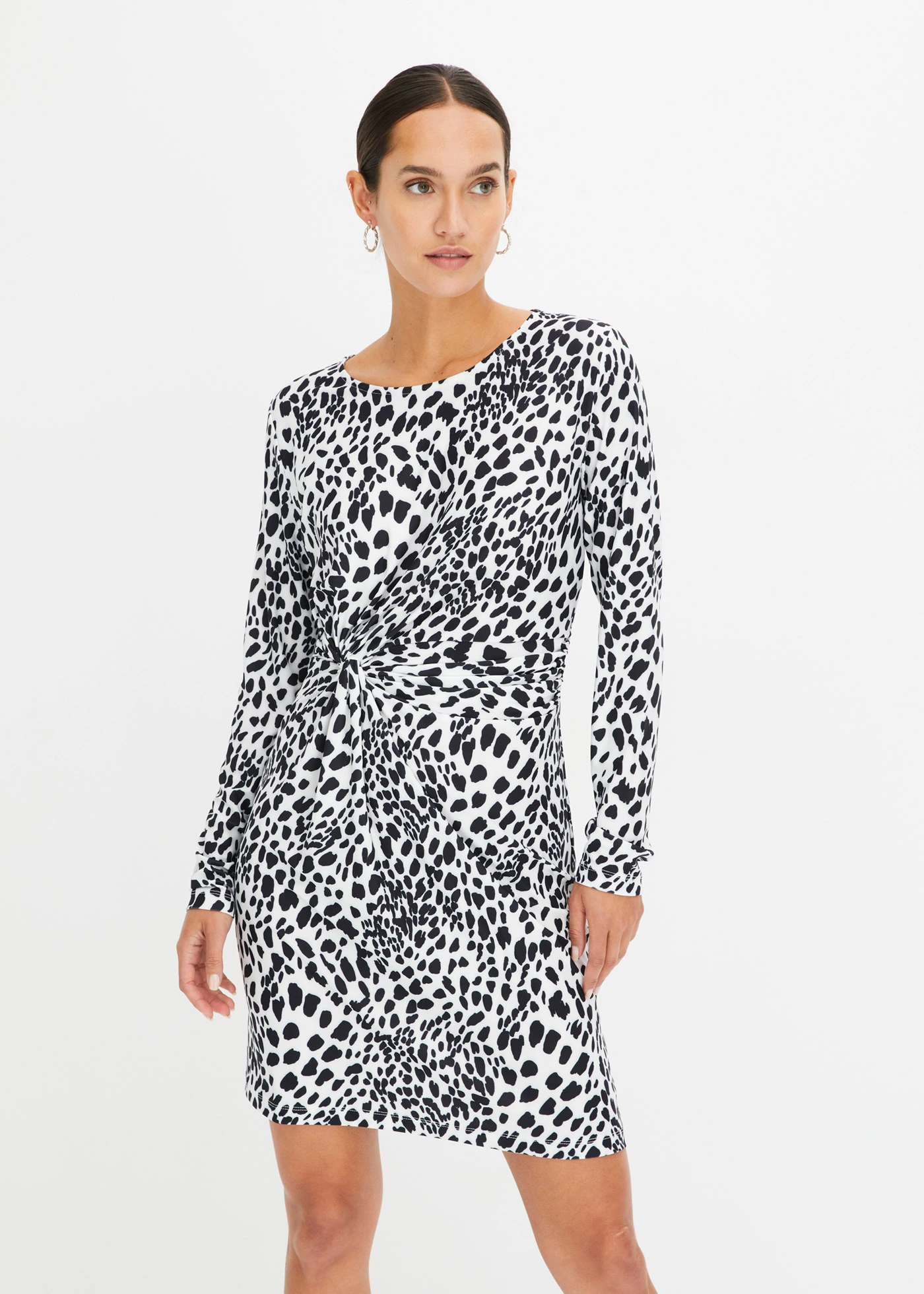 Jurk met knoopdetail • wit-zwart denim gedessineerd • bonprix online shop